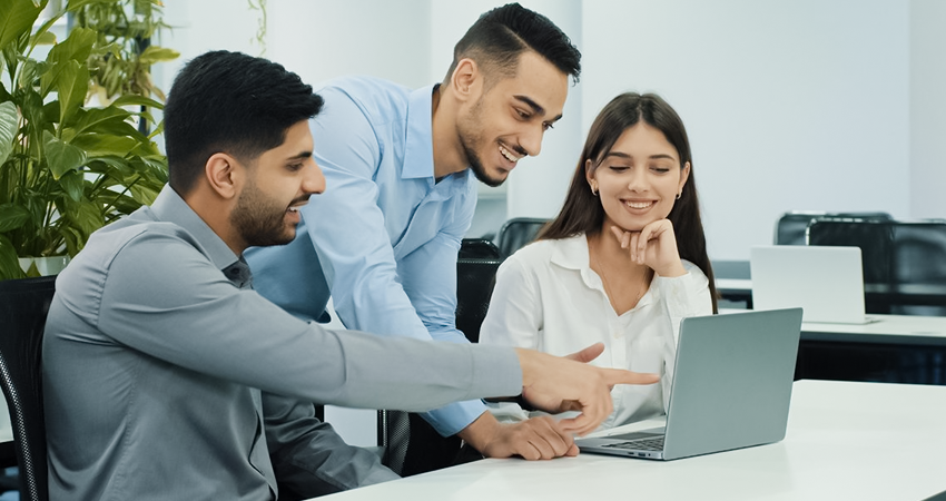 dl.beatsnoop.com-hq-2071198946-X1zf9udAkm